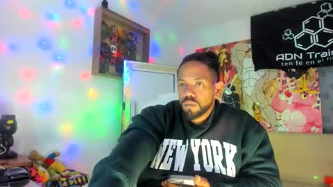 Snapshot of dimitry_muscle chatting on 11/05/25, 01:49 dimitry kyle mucle online show from 11/05/25, 01:49