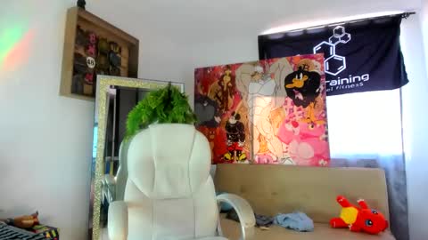 Snapshot of dimitry_muscle chatting on 11/08/25, 12:16 dimitry kyle mucle online show from 11/08/25, 12:16