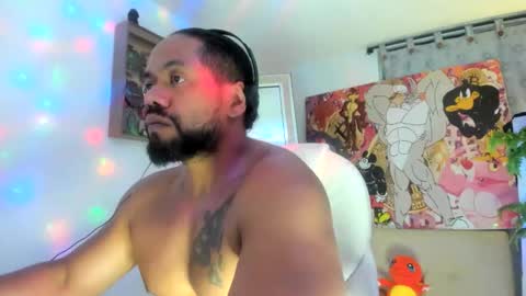 Snapshot of dimitry_muscle chatting on 11/16/25, 01:00 dimitry kyle mucle online show from 11/16/25, 01:00