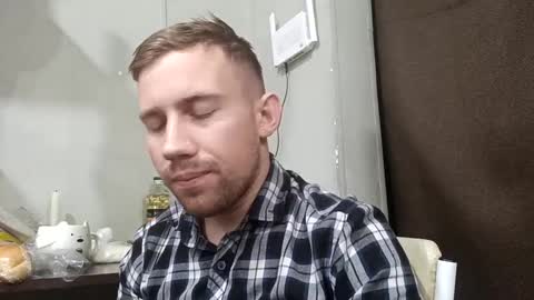 D  V  online show from 12/04/24, 05:33