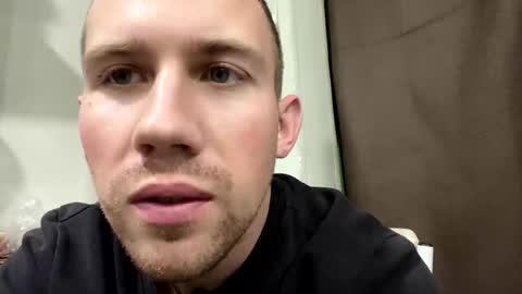 D  V  online show from 01/04/25, 04:54