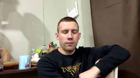 D  V  online show from 01/06/25, 05:27