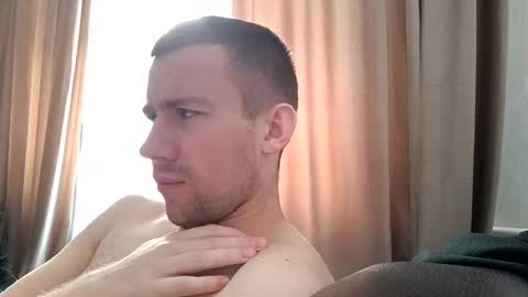 D  V  online show from 01/11/25, 09:57