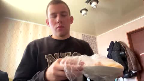 D  V  online show from 01/14/25, 06:13