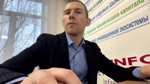 D  V  online show from 01/15/25, 11:32