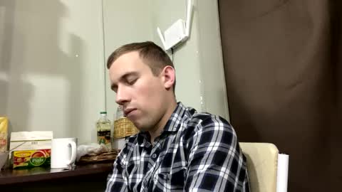 D  V  online show from 01/21/25, 04:48