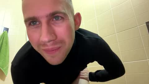 D  V  online show from 01/29/25, 04:30