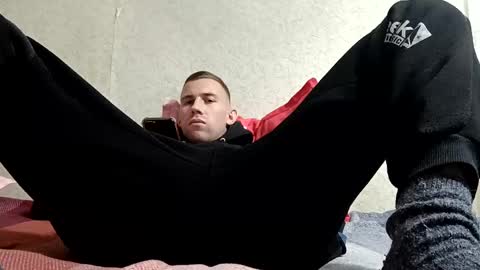 D  V  online show from 09/20/25, 01:45