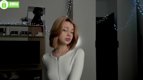 Snapshot of din_star chatting on 12/10/24, 05:07 Dina online show from 12/10/24, 05:07