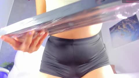 Dina  online show from 10/23/25, 11:20