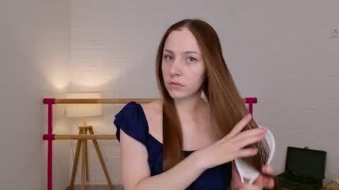 Dina online show from 06/12/26, 06:23