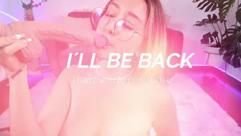 Snapshot of dina_ride chatting on 12/19/24, 04:13 online show from 12/19/24, 04:13