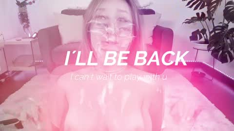 Snapshot of dina_ride chatting on 01/17/25, 12:10 online show from 01/17/25, 12:10