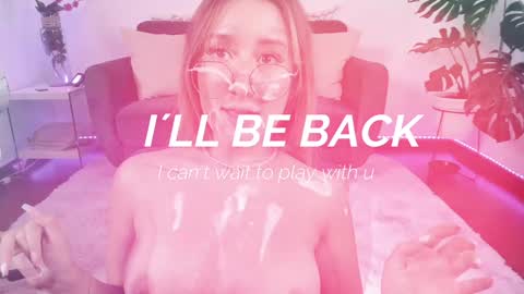 Snapshot of dina_ride chatting on 02/01/25, 12:16 online show from 02/01/25, 12:16