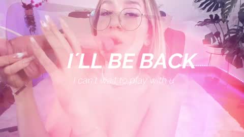 Snapshot of dina_ride chatting on 02/08/25, 12:28 online show from 02/08/25, 12:28