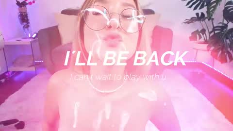 Snapshot of dina_ride chatting on 03/08/25, 12:41 online show from 03/08/25, 12:41