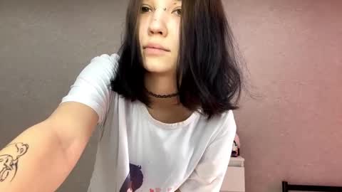 Snapshot of dinakonno chatting on 04/03/26, 09:51 Amelia online show from 04/03/26, 09:51