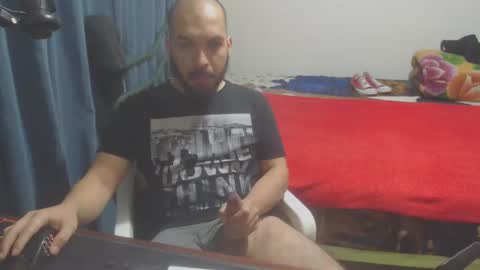 Snapshot of dinchtcams chatting on 03/05/25, 11:49 Dincht online show from 03/05/25, 11:49