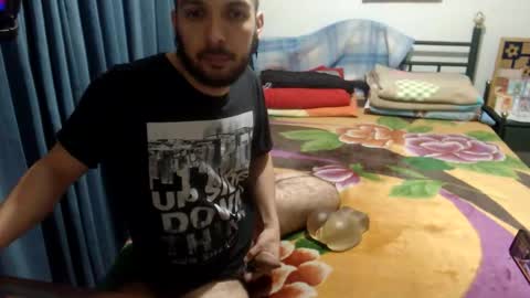 Snapshot of dinchtcams chatting on 02/23/26, 10:40 Dincht online show from 02/23/26, 10:40