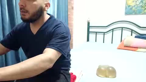 Snapshot of dinchtcams chatting on 05/19/26, 06:14 Dincht online show from 05/19/26, 06:14