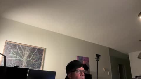 dinger773 online show from 03/26/26, 01:33