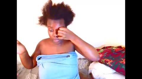 Snapshot of dinnydakrazx chatting on 12/16/24, 07:00 dinnydakrazx online show from 12/16/24, 07:00