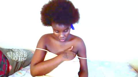 Snapshot of dinnydakrazx chatting on 01/28/25, 12:00 dinnydakrazx online show from 01/28/25, 12:00