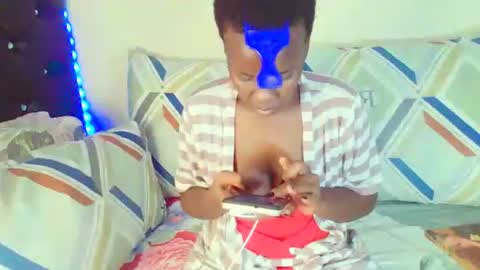 Snapshot of dinnydakrazx chatting on 11/16/25, 05:57 dinnydakrazx online show from 11/16/25, 05:57