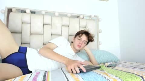 apollo online show from 10/17/25, 08:33