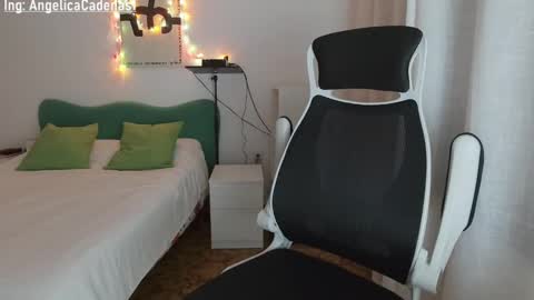 Anglica A online show from 12/07/24, 12:41