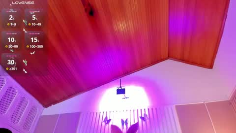 Cristal  online show from 02/27/25, 10:15