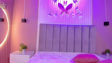 Cristal  online show from 09/30/25, 03:33