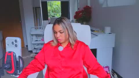 diosadeluniverso_ online show from 04/17/26, 12:30