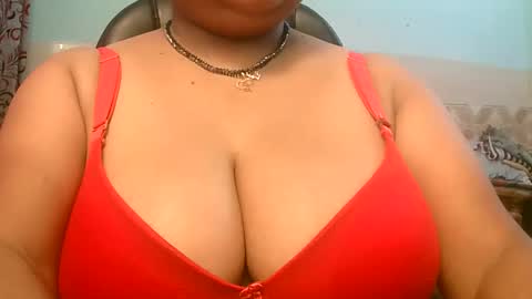 Snapshot of dipa2345 chatting on 10/11/25, 11:09 dipa2345 online show from 10/11/25, 11:09