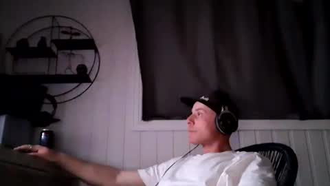 dirkdigglerofficial online show from 06/13/26, 10:29