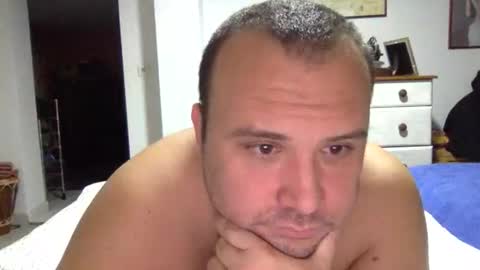 Snapshot of dirme chatting on 11/28/25, 04:31 dirme online show from 11/28/25, 04:31