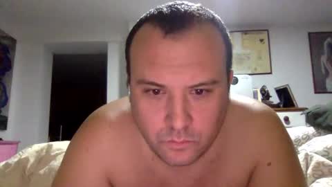 Snapshot of dirme chatting on 12/17/25, 11:11 dirme online show from 12/17/25, 11:11