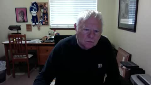 dirtrider195080438 online show from 05/18/26, 01:28