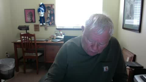 dirtrider195080438 online show from 06/19/26, 05:17