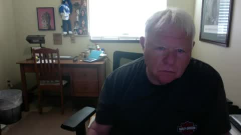 dirtrider195080438 online show from 06/26/26, 05:28