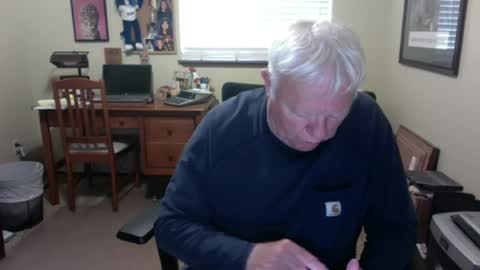 dirtrider195080438 online show from 07/13/26, 11:07