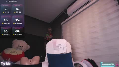 Snapshot of dirty_27cms chatting on 12/28/24, 10:02 dirty_27cms online show from 12/28/24, 10:02