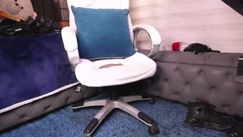 Snapshot of dirty_27cms chatting on 02/22/25, 09:15 dirty_27cms online show from 02/22/25, 09:15