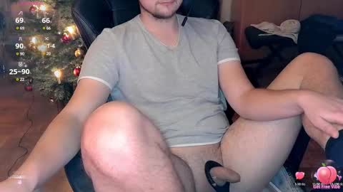 Snapshot of dirty_fun_boy chatting on 12/19/24, 04:24 dirty_fun_boy online show from 12/19/24, 04:24