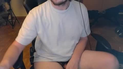 Snapshot of dirty_fun_boy chatting on 11/06/25, 10:10 dirty_fun_boy online show from 11/06/25, 10:10