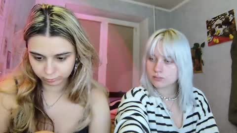 Snapshot of dirty_kiss69 chatting on 10/03/25, 12:18 Dirty Kiss69 online show from 10/03/25, 12:18