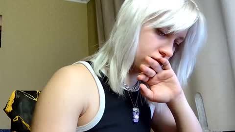 Snapshot of dirty_kiss69 chatting on 10/23/25, 03:11 Dirty Kiss69 online show from 10/23/25, 03:11