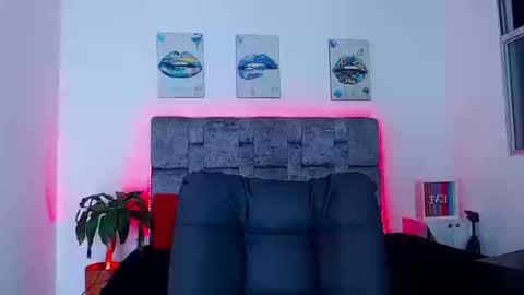 dirty model online show from 09/19/25, 06:48