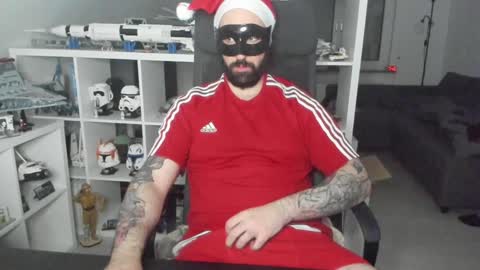 Robert online show from 12/24/24, 06:44