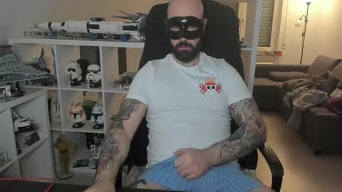 Robert online show from 12/31/24, 04:14